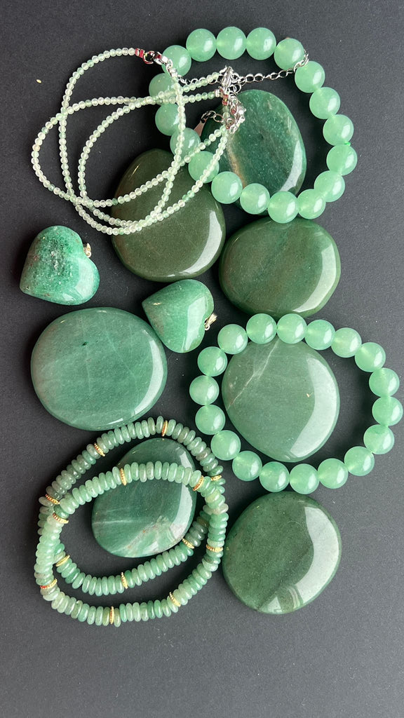 Aventurin verde șlefuit în toate formele de bijuterii, cristal pentru armonie și stabilitate