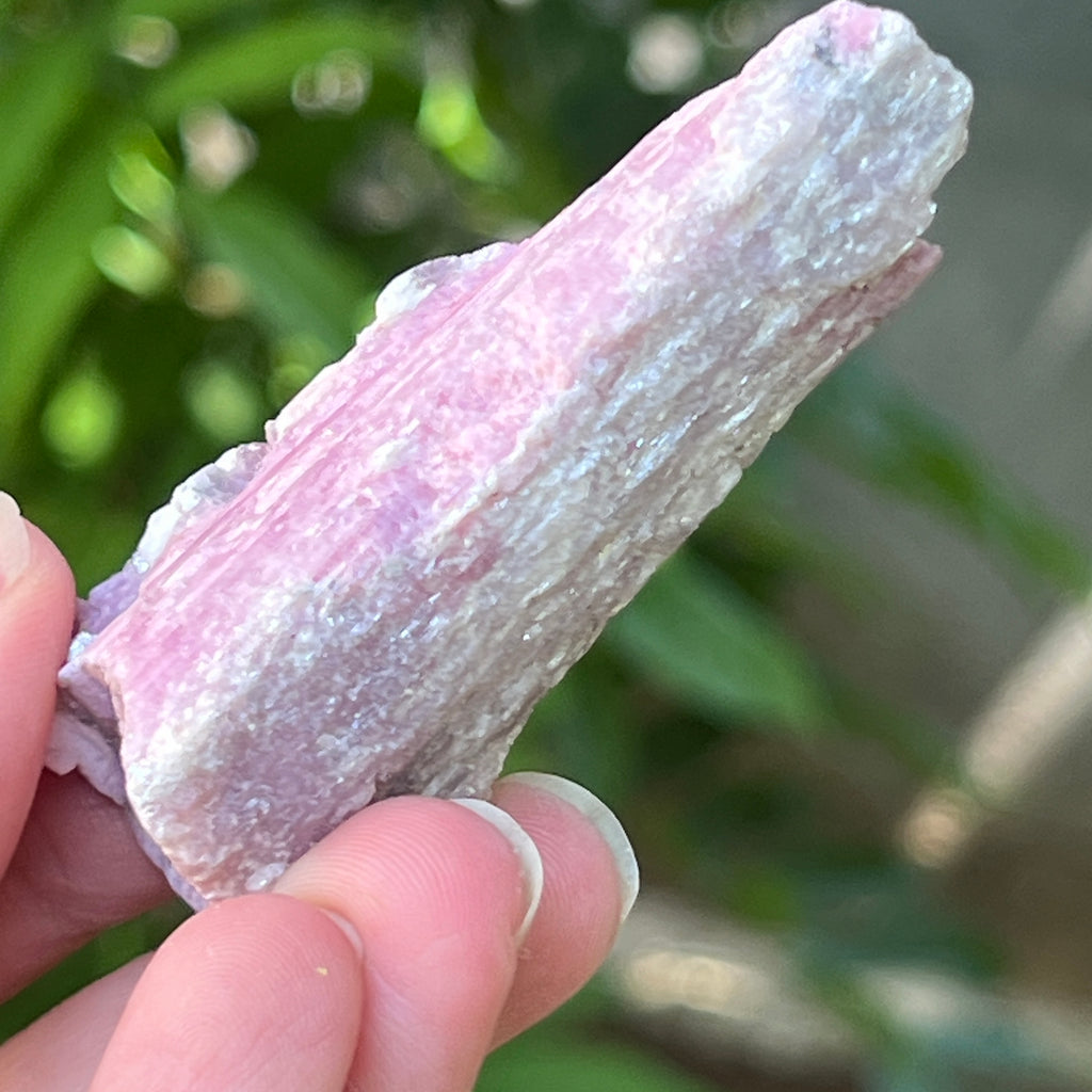 Turmalina roz bruta m1, pietre semipretioase - druzy.ro 5 