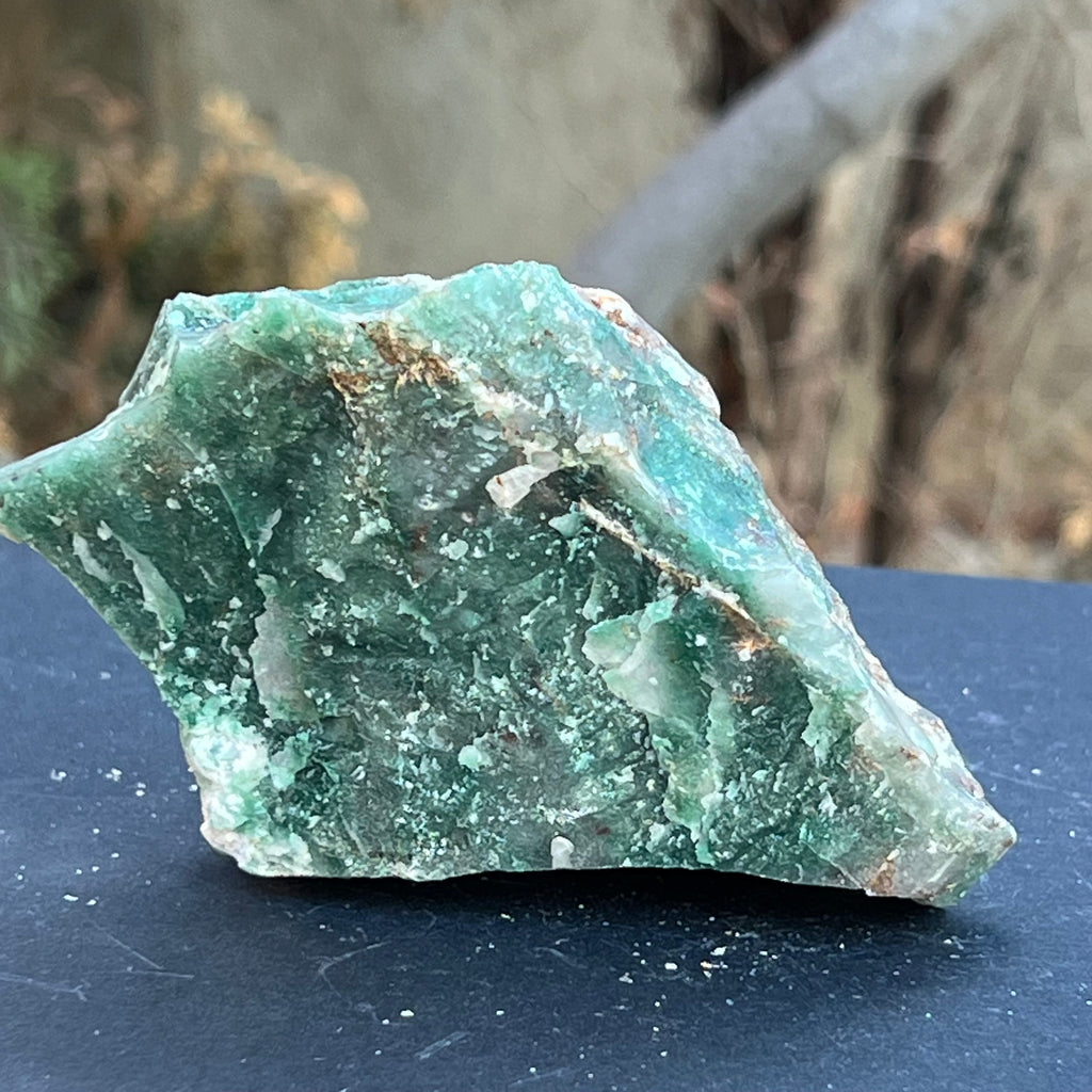 Jad verde piatra bruta m38, druzy.ro, cristale 1