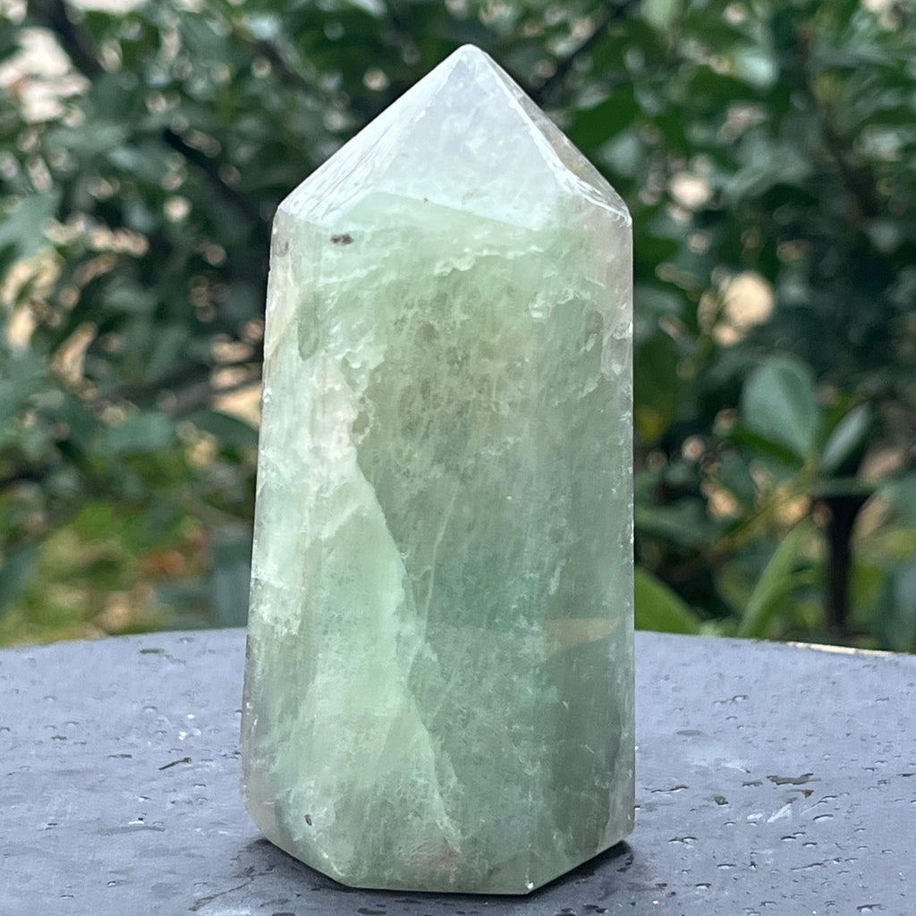 Obelisc fluorit verde model 22, pietre semipretioase - druzy.ro 8 