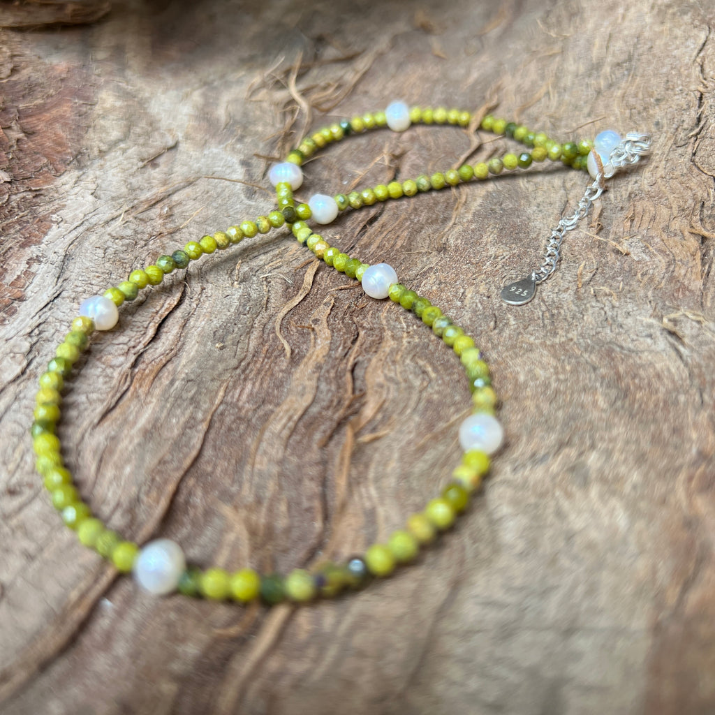 Colier jad verde si perle Nara #48, pietre semipretioase - druzy.ro 1 