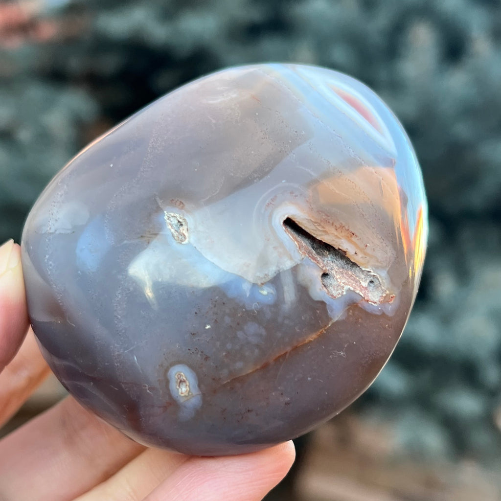 Agat de Botswana palm stone m12A, druzy.ro, cristale 6