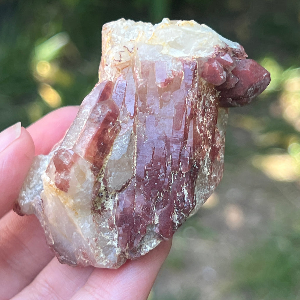 Cluster rosu hematoid din Zimbabwe model 5, pietre semipretioase - druzy.ro 1 