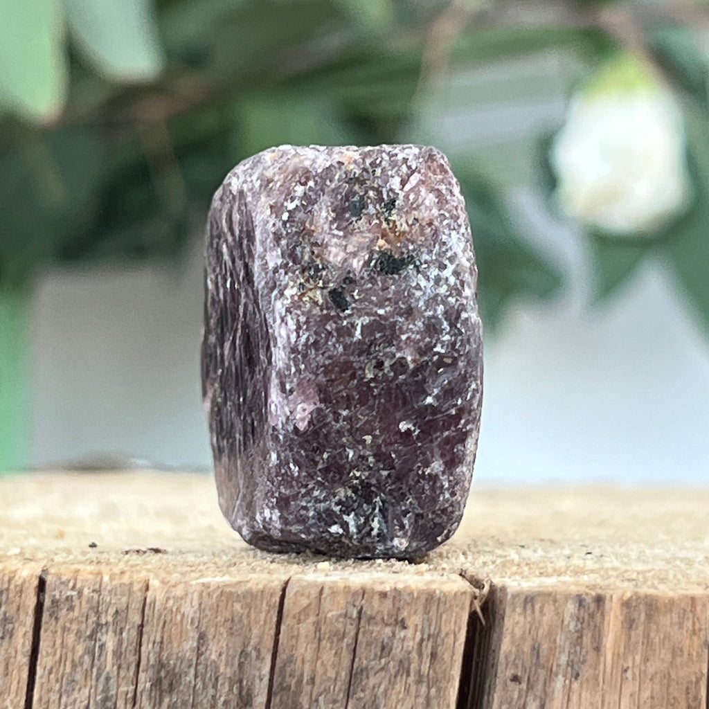 Rubin piatra bruta | Model 3, pietre semipretioase - druzy.ro 2 