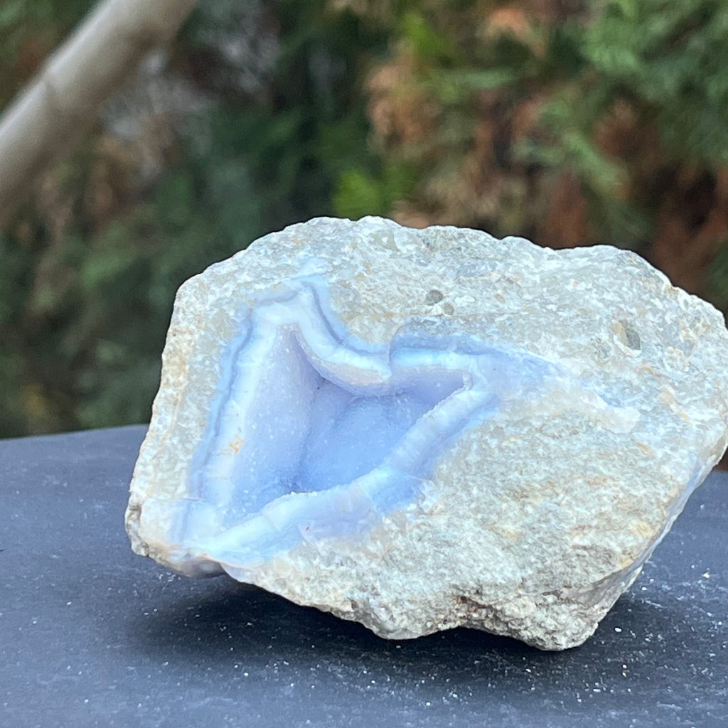 Calcedonie albastra /blue lace/ agat albastru piatra bruta m15, druzy.ro, cristale 1