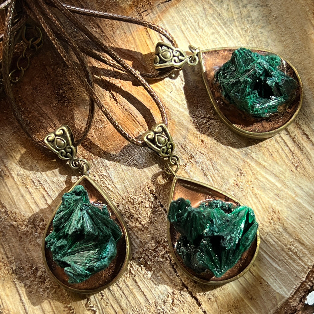 Colier pandantiv malachit matasos din Africa de Sud, pietre semipretioase - druzy.ro 2 