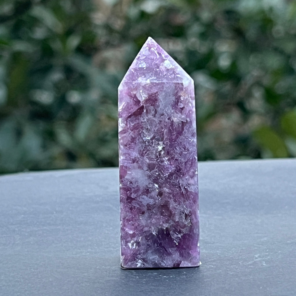 Obelisc lepidolit model 2, pietre semipretioase - druzy.ro 4 