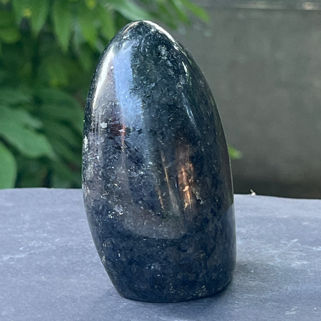 Sculptura structura Iolit (safir de apa) din Madagascar model 2, pietre semipretioase - druzy.ro 4 
