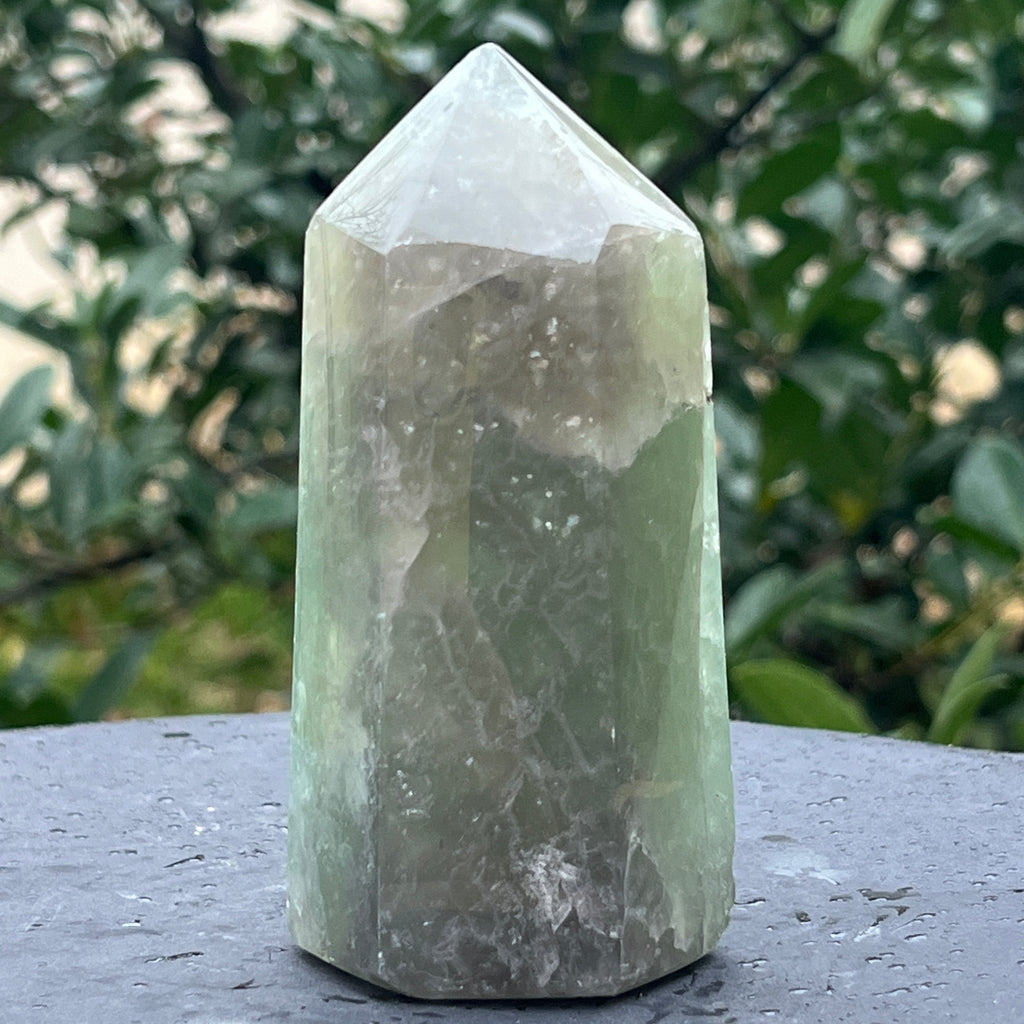 Obelisc fluorit verde model 22, pietre semipretioase - druzy.ro 7 