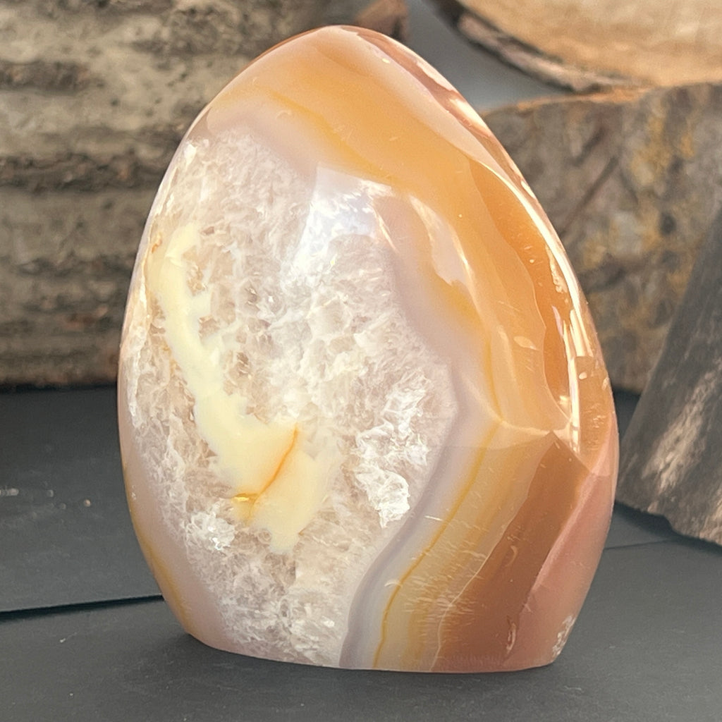 Agat coral floare din Madagascar model 13, pietre semipretioase - druzy.ro 1 