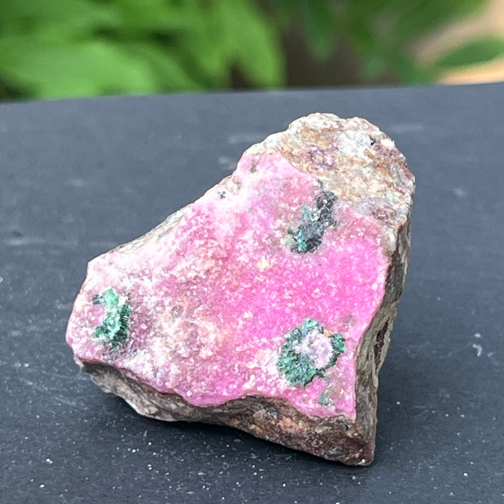 Dolomit roz Salrose insertii malachit piatra bruta m31, pietre semipretioase - druzy.ro 1 