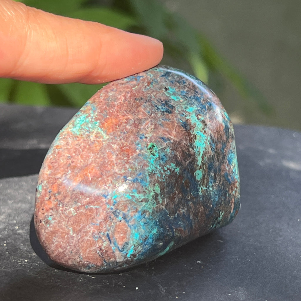 Forma libera/palmstone Shattuckite m1, pietre semipretioase - druzy.ro 2 