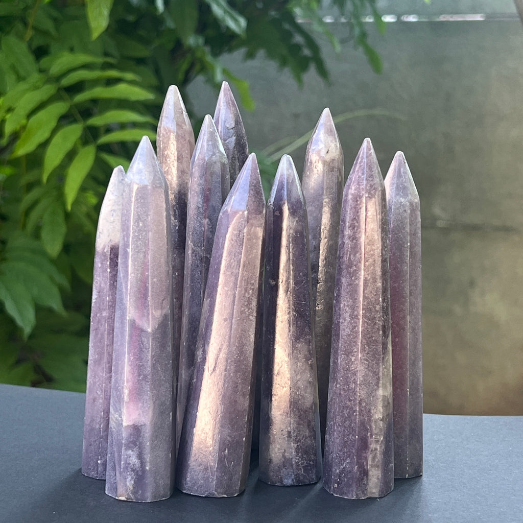 Obelisc lepidolit conic, pietre semipretioase - druzy.ro 2 