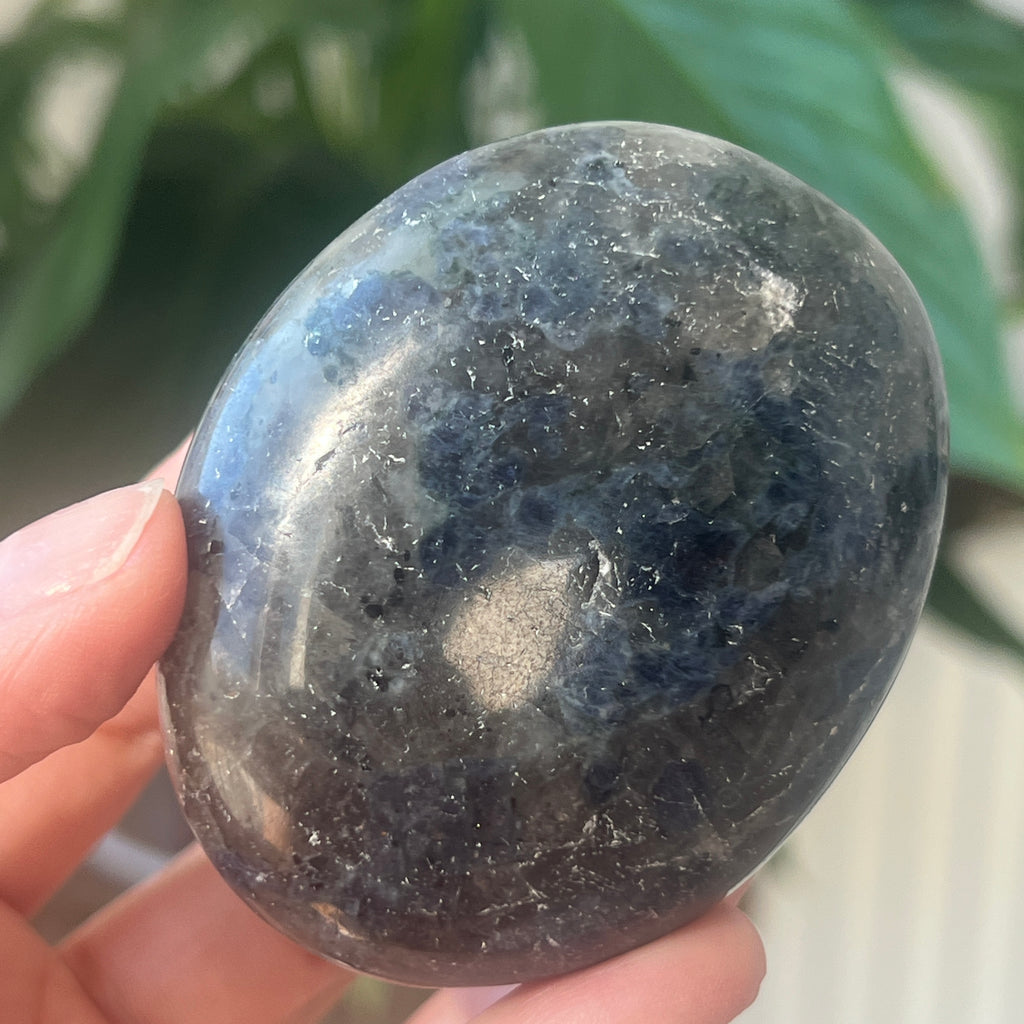 Palmstone Iolit (safir de apa) din Madagascar model 9, pietre semipretioase - druzy.ro 6 