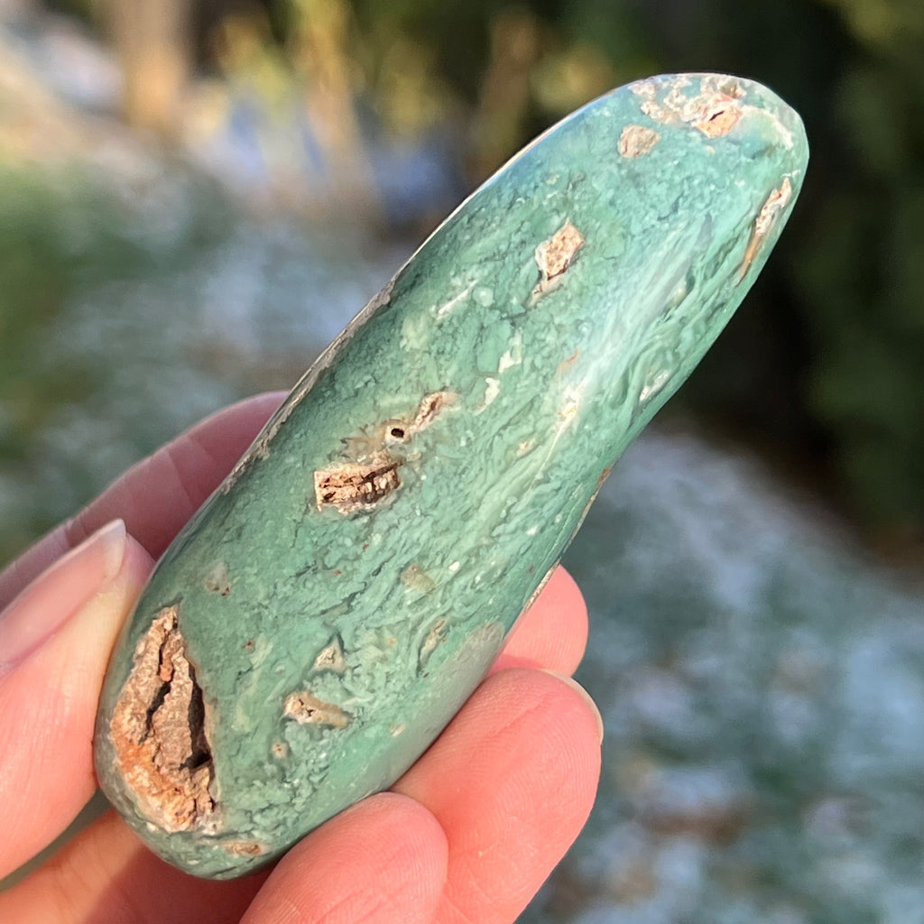 Crisopraz smarald palmstone model 8 din Zimbabwe, druzy.ro, cristale