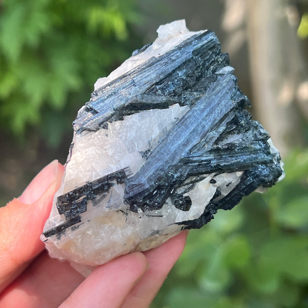 Turmalină neagră cu piatra lunii | Model 1, pietre semipretioase - druzy.ro 1 