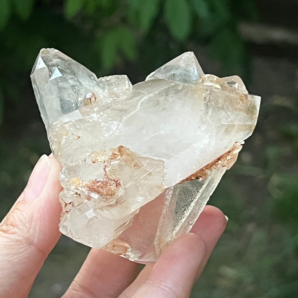 Cristal de cuarț cu incluziuni de goethit brun-portocaliu | Model 4, pietre semipretioase - druzy.ro 6 