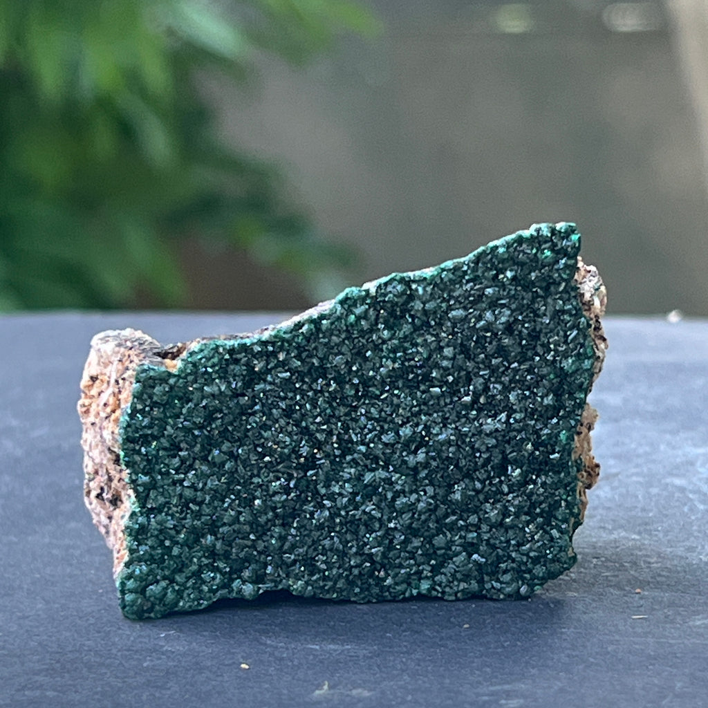 Cluster malachit | Model 12, pietre semipretioase - druzy.ro 2 