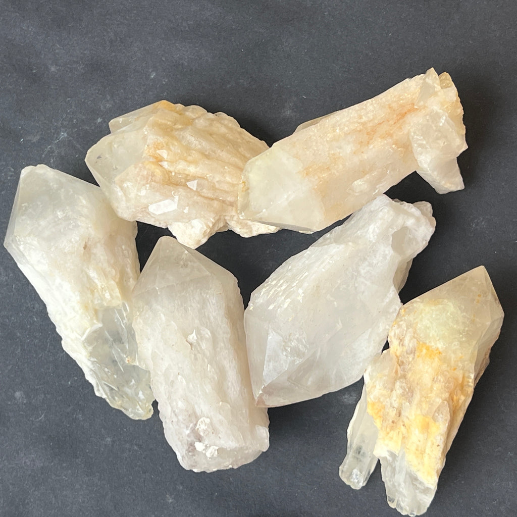Varf cuart fantoma, cuart ananas din Madagascar, pietre semipretioase - druzy.ro 6 