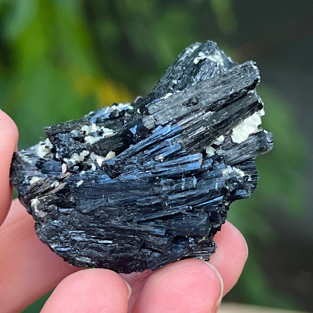 Cluster turmalina neagra cu vermiculita din Erongo m15, pietre semipretioase - druzy.ro 2 