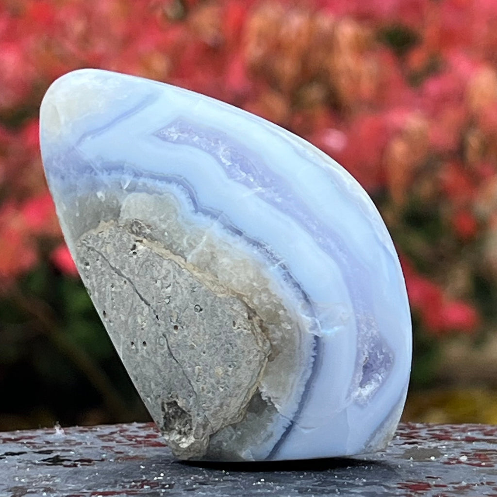 Calcedonie albastra / blue lace/ agat albastru structura forma libera model 1, druzy.ro, cristale 1