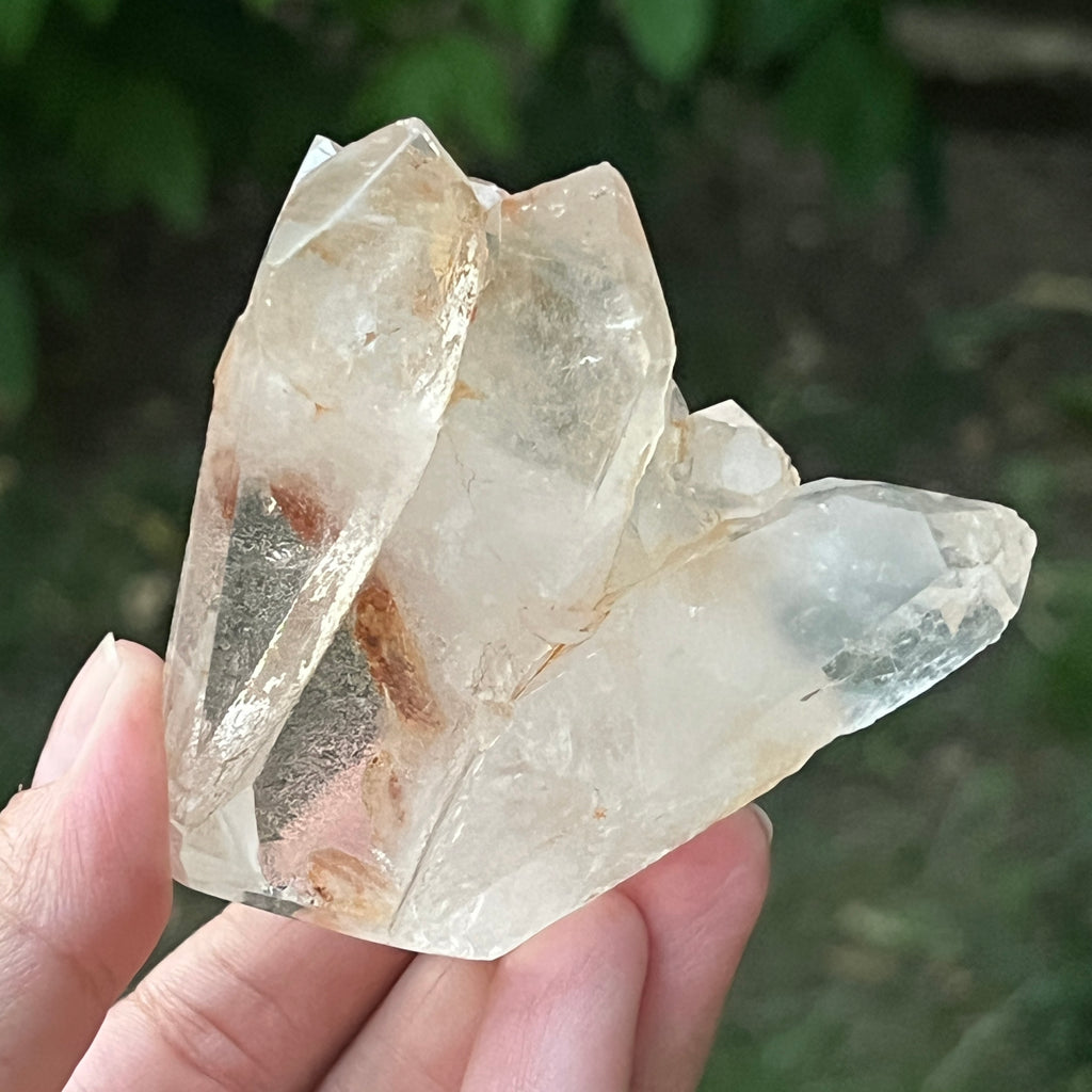 Cristal de cuarț cu incluziuni de goethit brun-portocaliu | Model 4, pietre semipretioase - druzy.ro 10 