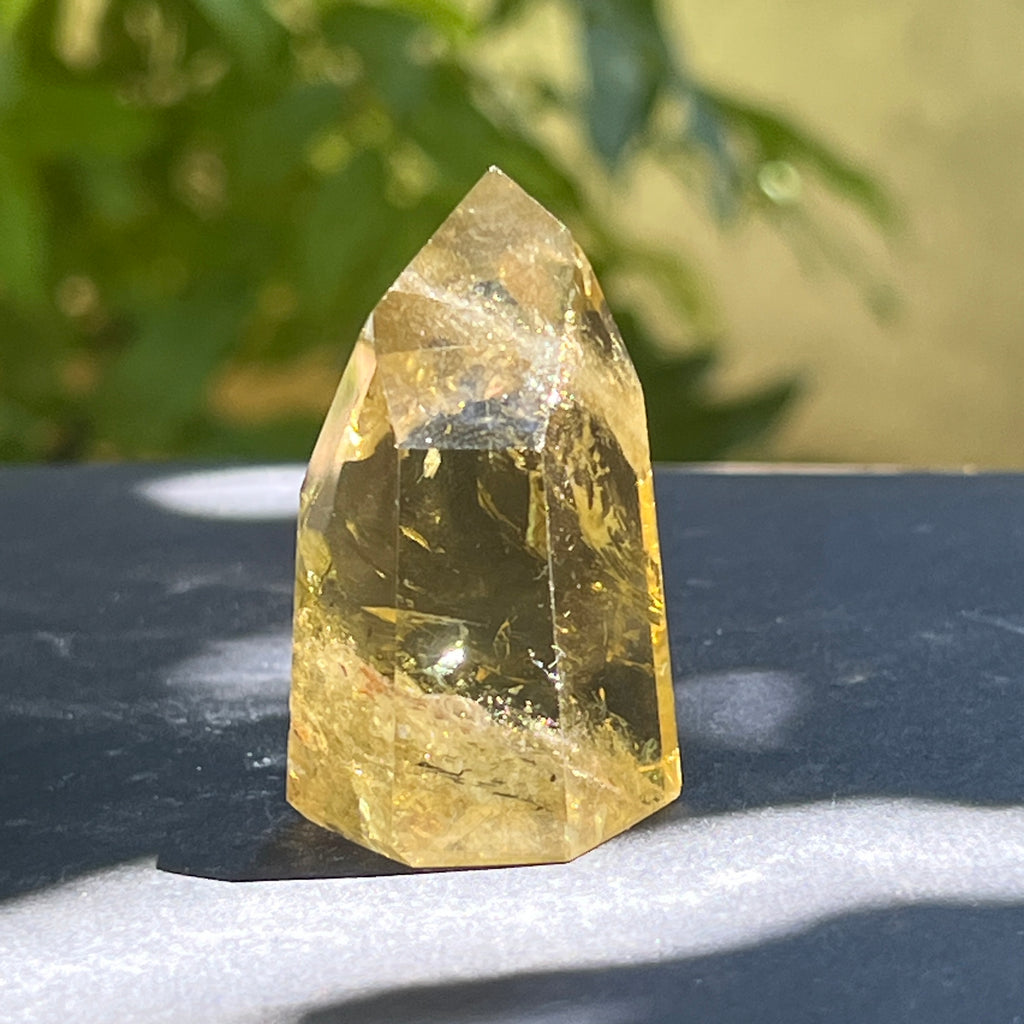 Obelisc citrin Brazilia calitate AAA model 2, pietre semipretioase - druzy.ro 3 