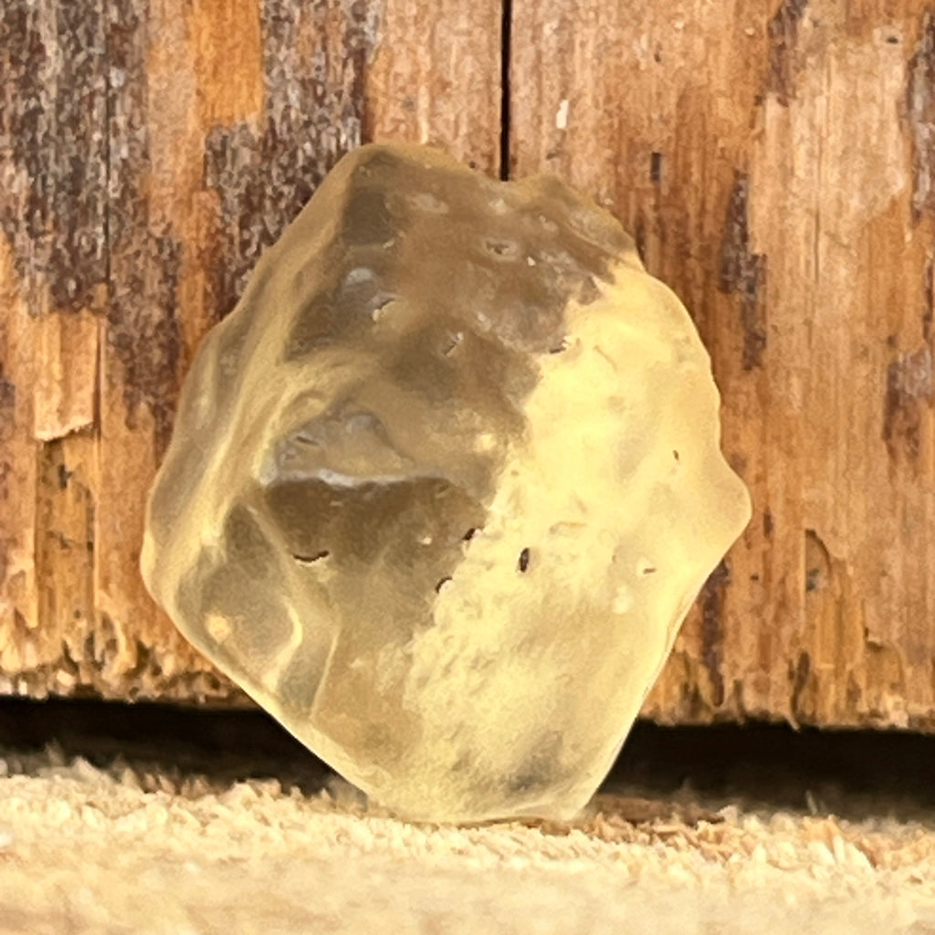 Tectita aurie, sticla desertului Libia piatra bruta model 6, calitate AAA, pietre semipretioase - druzy.ro 1 