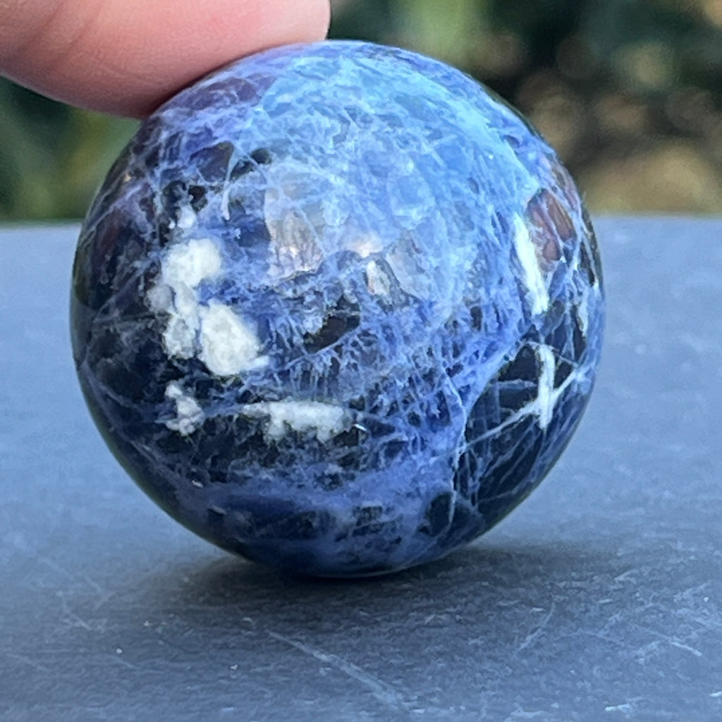 Sodalit sfera model 2, pietre semipretioase - druzy.ro 5 