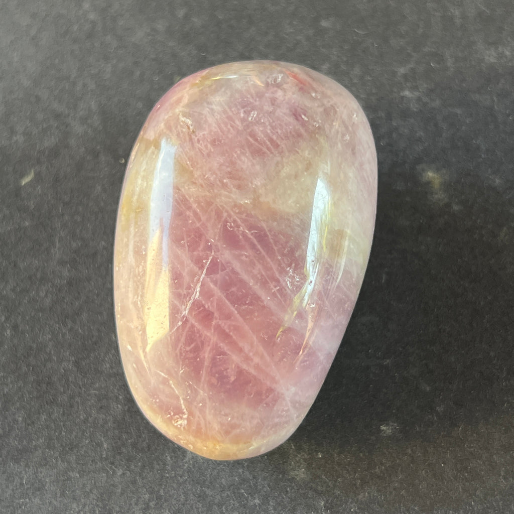 Cuart lavanda din Madagascar forma libera 4-5 cm, pietre semipretioase - druzy.ro 6 