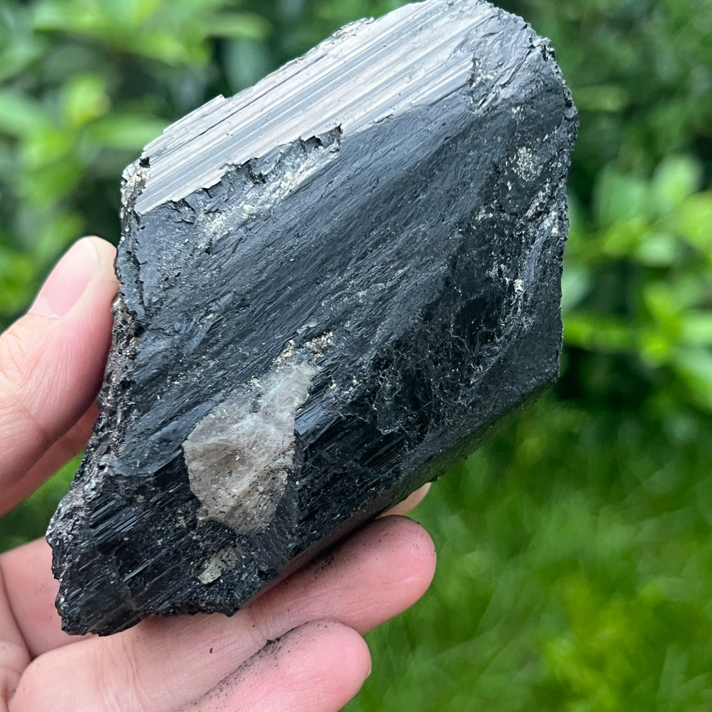 Turmalina neagra piatra bruta L15, pietre semipretioase - druzy.ro 2 
