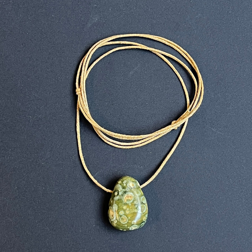 Colier pandantiv riolit DROP, pietre semipretioase - druzy.ro 4 