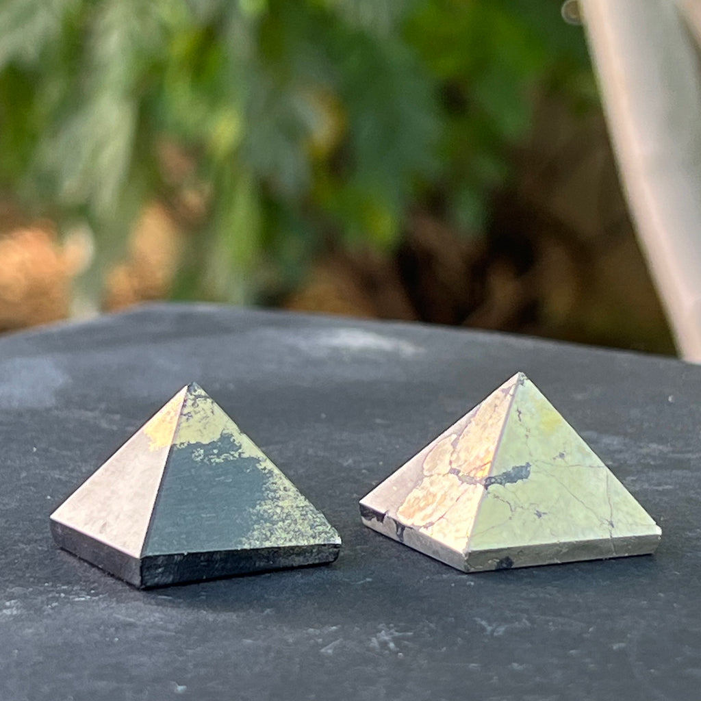 Piramida pirita 2.5 cm, druzy.ro, cristale 4