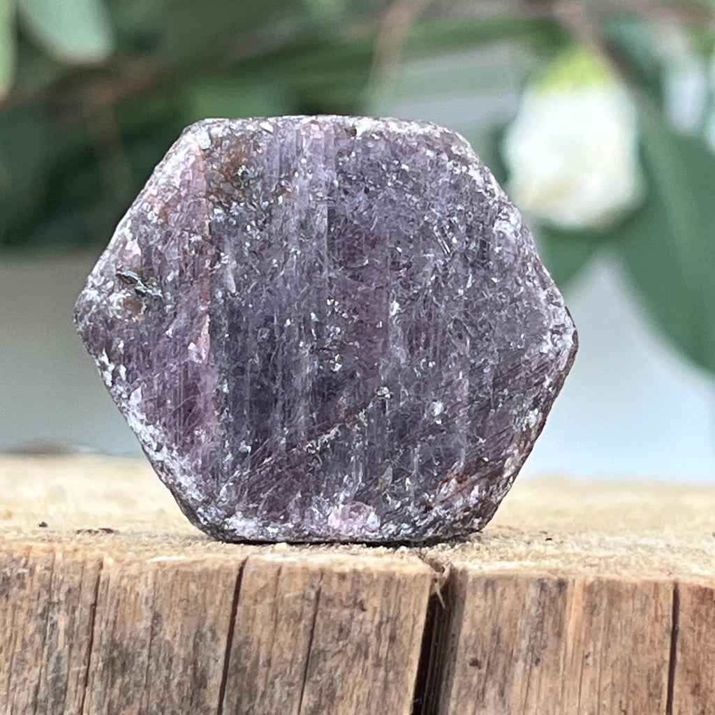 Rubin piatra bruta | Model 3, pietre semipretioase - druzy.ro 3 