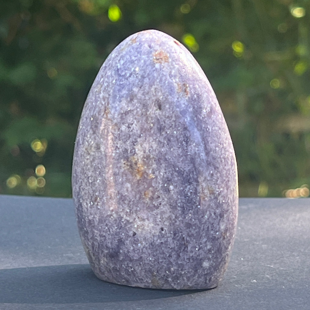 Sculptura Lepidolit forma libera | Model 5, pietre semipretioase - druzy.ro 1 