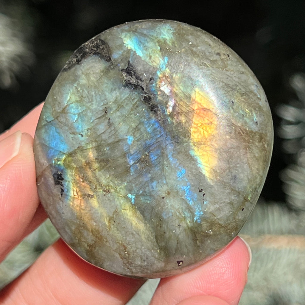 Labradorit palm stone m21, druzy.ro, cristale 1