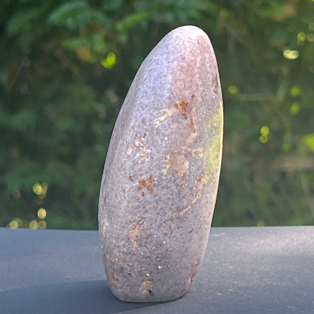 Sculptura Lepidolit forma libera | Model 4, pietre semipretioase - druzy.ro 2 