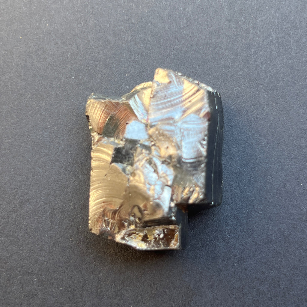 Shungit cristalizat Elite (Nobil) model 12, pietre semipretioase - druzy.ro 1 