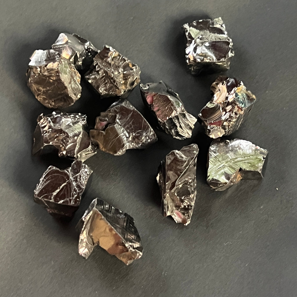 Shungit cristalizat Elite (Nobil) piatra bruta, pietre semipretioase - druzy.ro 2 