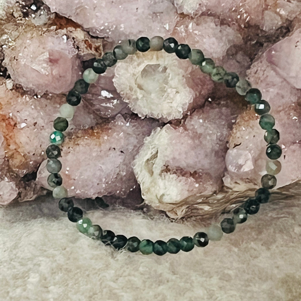 Bratara smarald fatetat 4 mm, calitate AAA, druzy.ro, pietre semipretioase