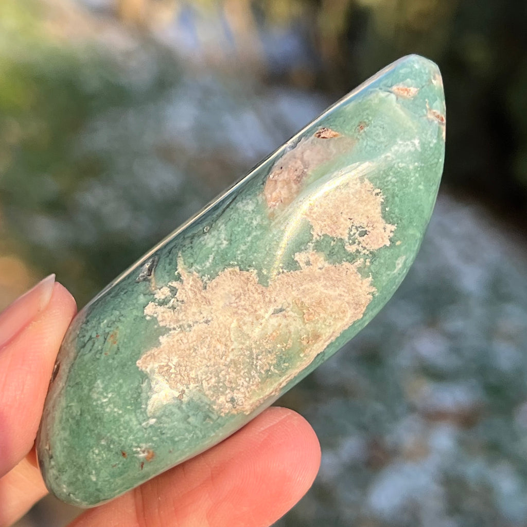 Crisopraz smarald palmstone model 8 din Zimbabwe, druzy.ro, cristale 2