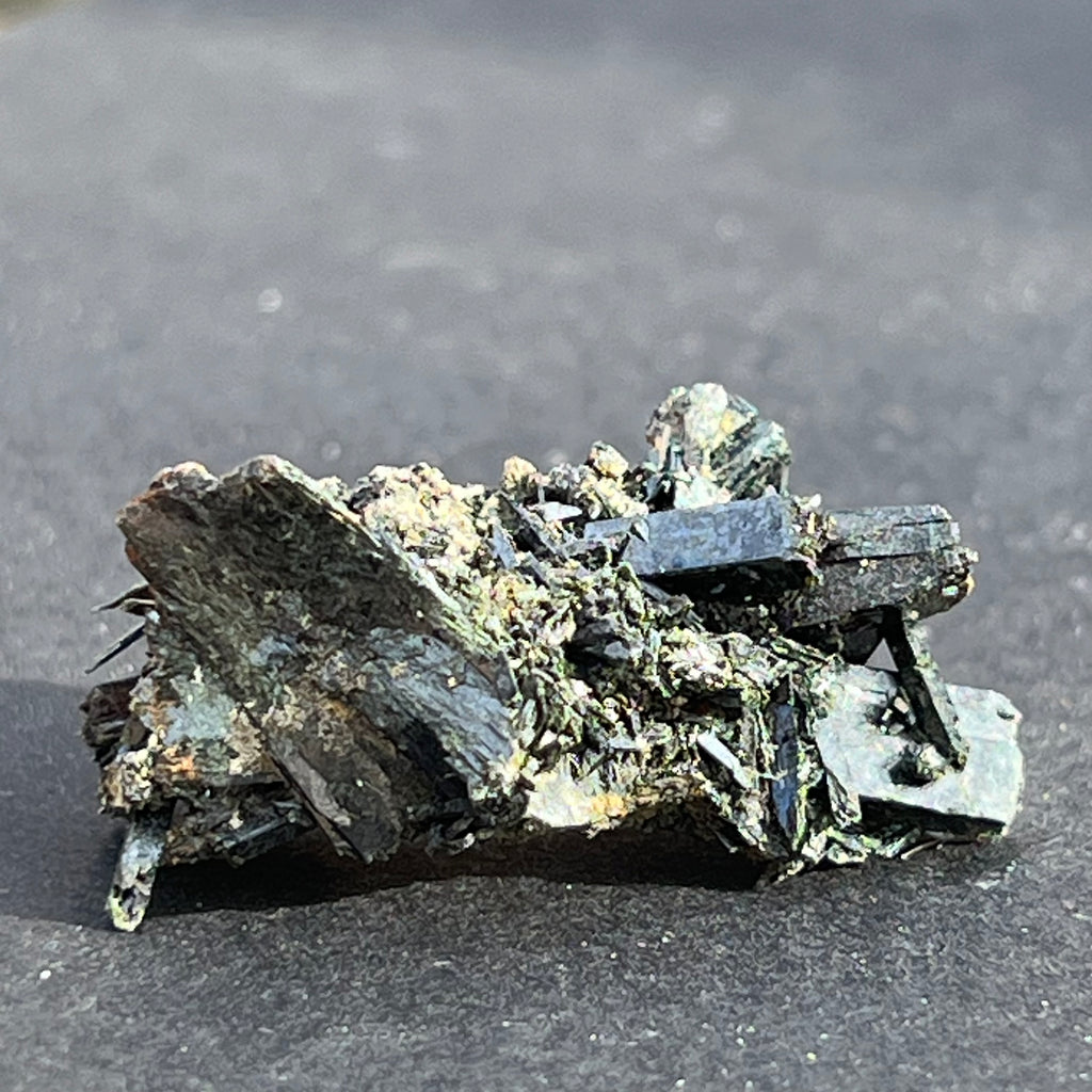 Cluster egirin mini cuart fumuriu/negru Zomba m4, druzy.ro, cristale 2
