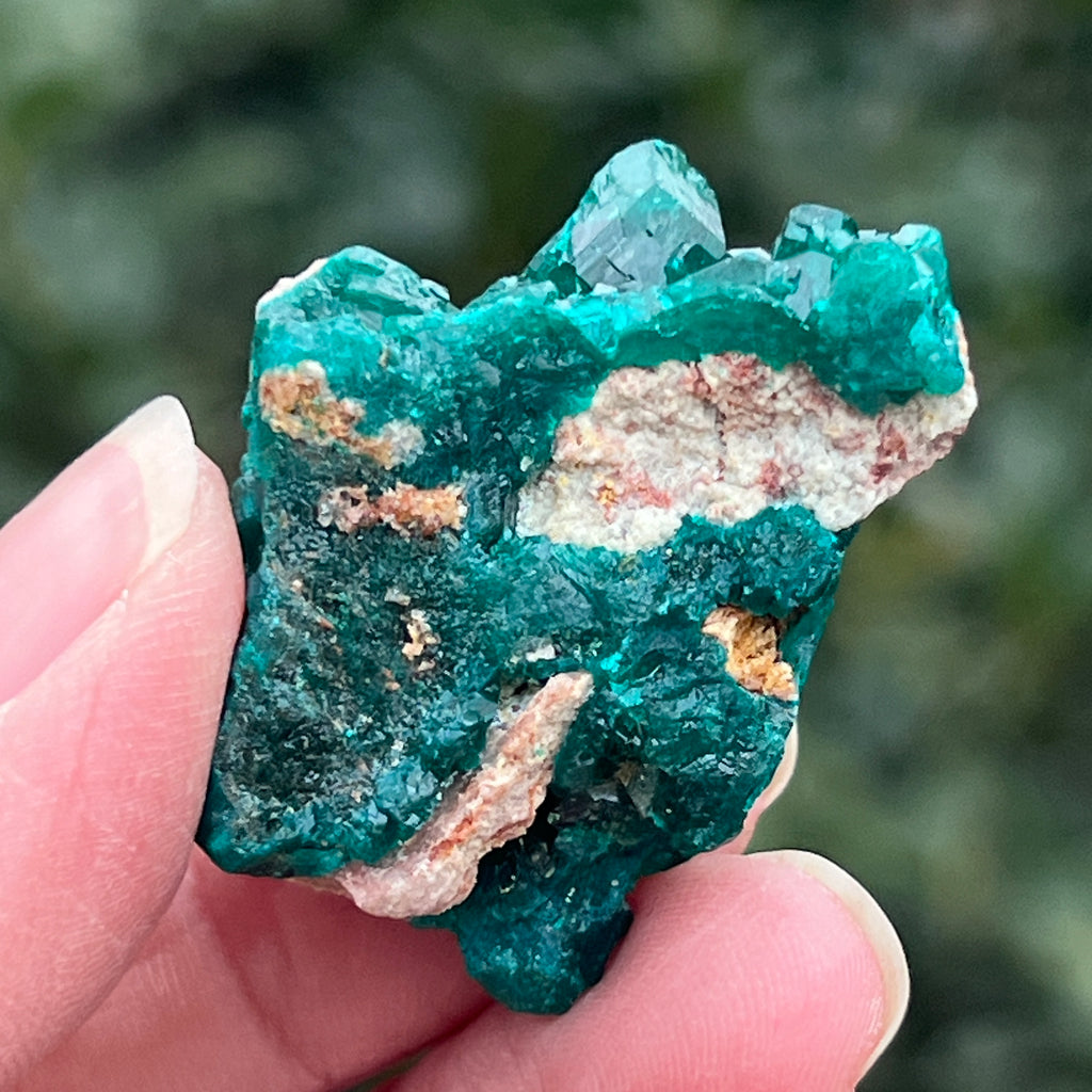 Dioptaz cluster din Congo model 17, pietre semipretioase - druzy.ro 5 