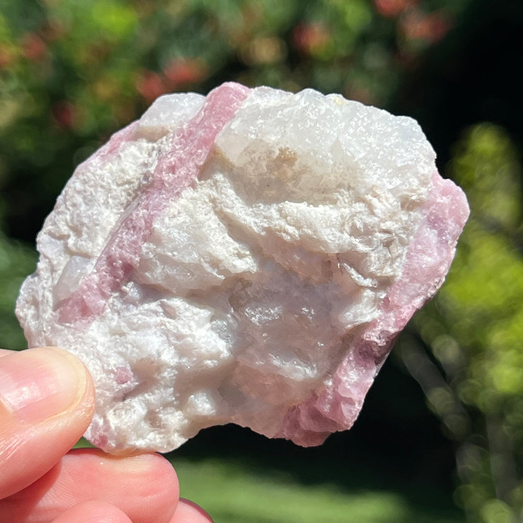 Turmalina roz bruta m12, druzy.ro, cristale 2