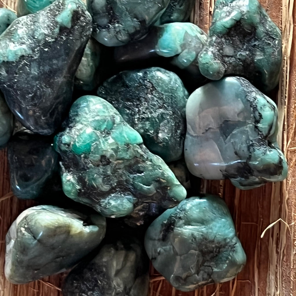 Smarald piatra rulata, druzy.ro, cristale 5