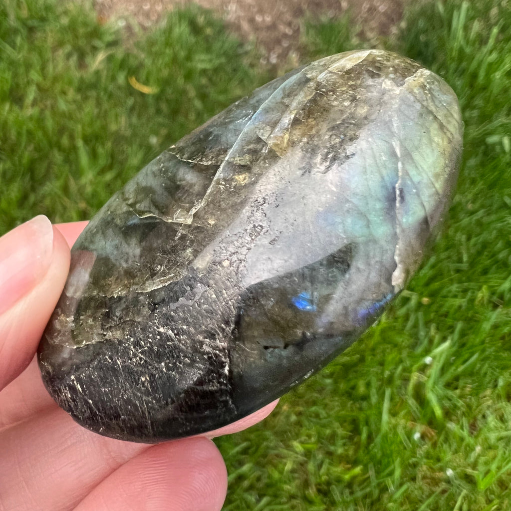 Labradorit palm stone m3, druzy.ro, cristale 2