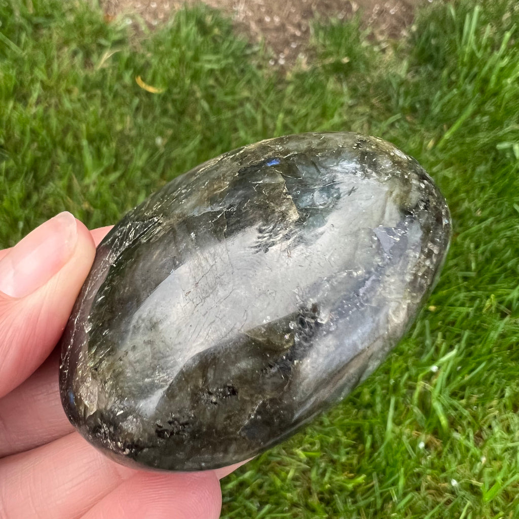 Labradorit palm stone m3, druzy.ro, cristale 3